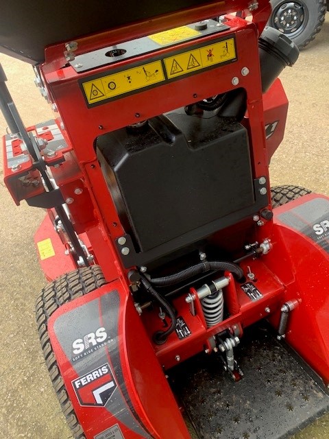 £POA Ferris SRS Z1 36" Stand on Mower - Image 4