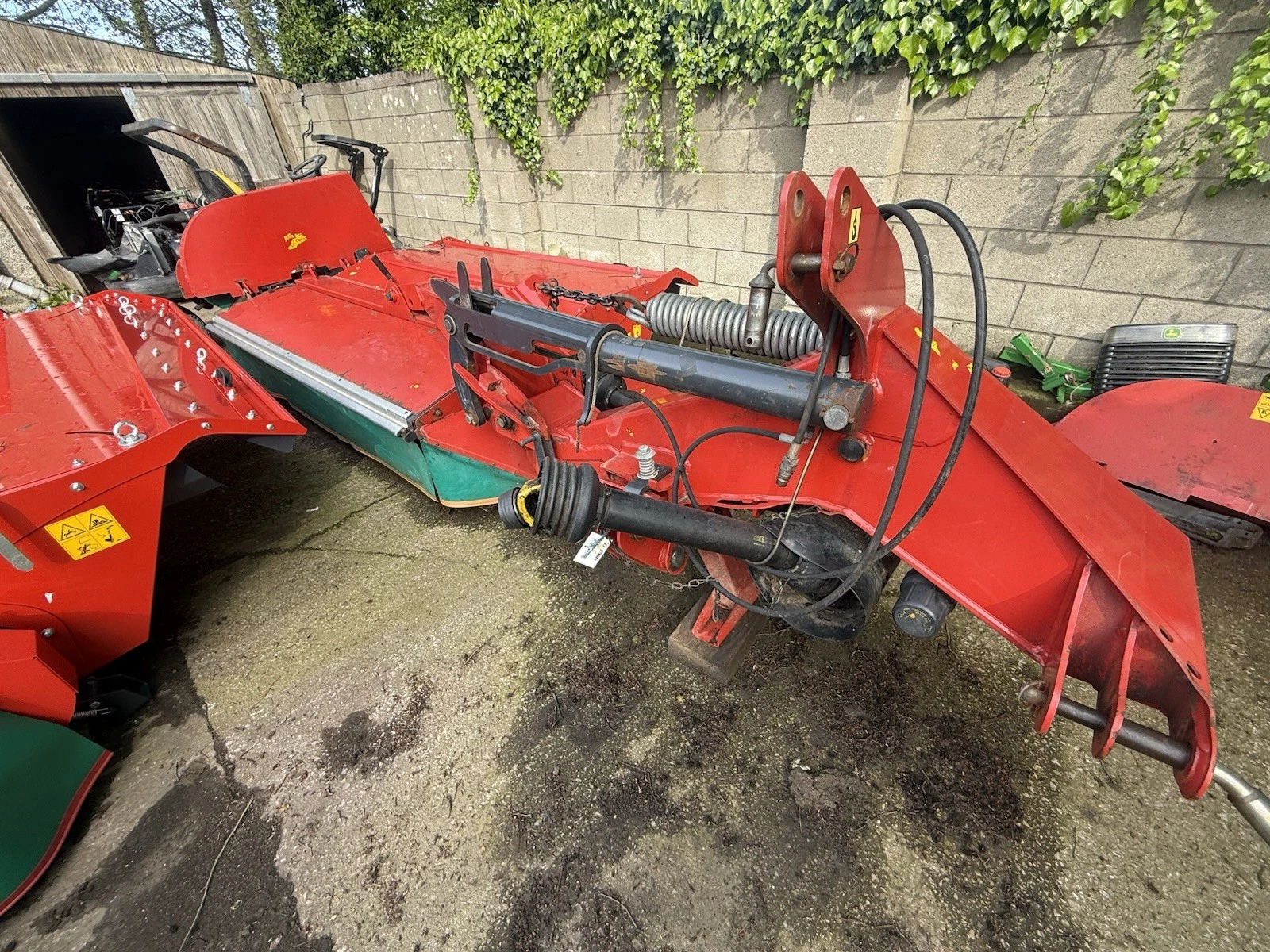 £5,450+VAT Kverneland 3228MN Mower Conditioner 9’ Cut Or 2.8m Fold Up Mo-co 2016 - Image 6
