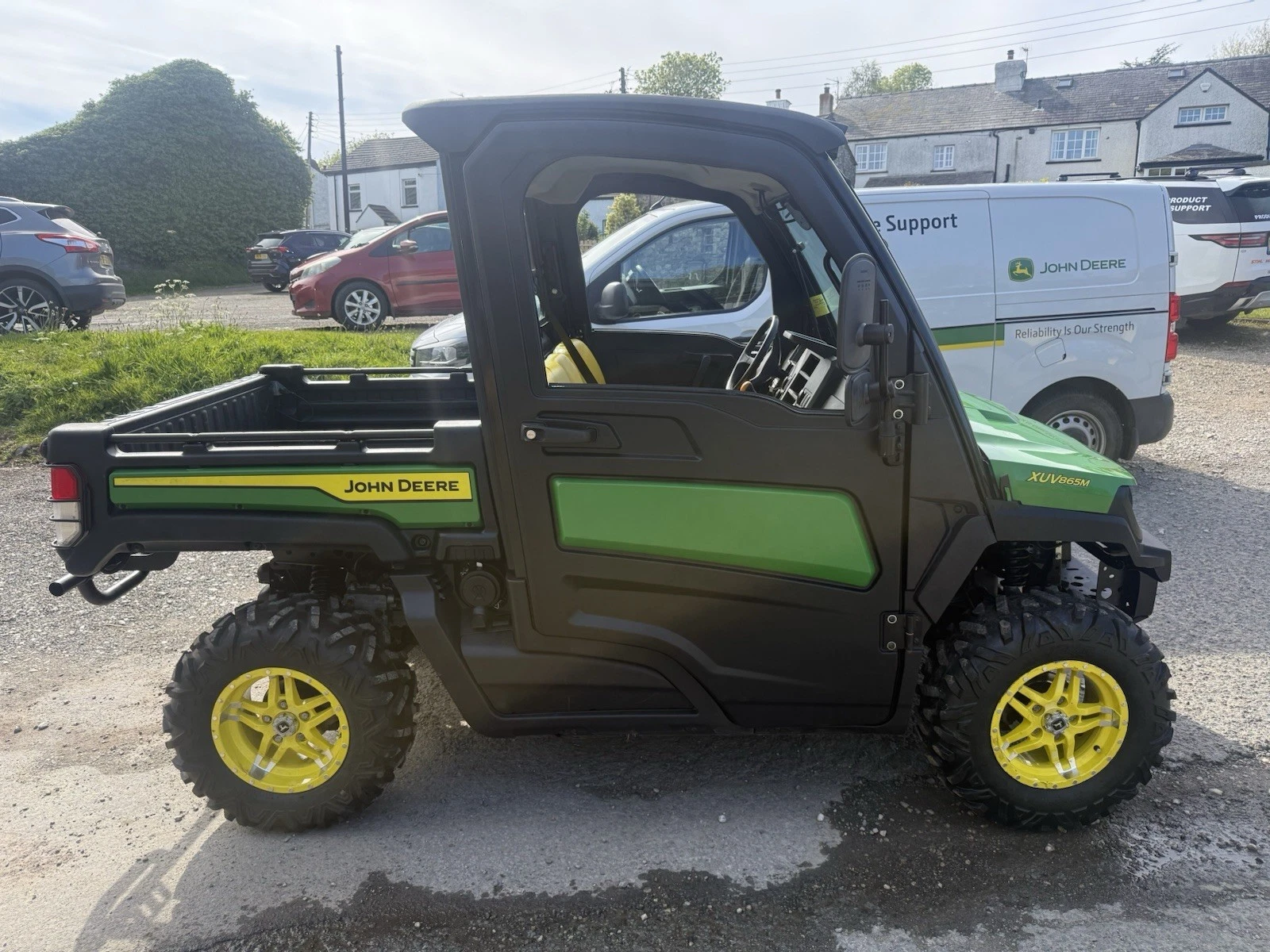 £18,495+Vat 2024 (24) John Deere XUV865M Diesel Gator Full Cab Alloys LED Lights - Image 4