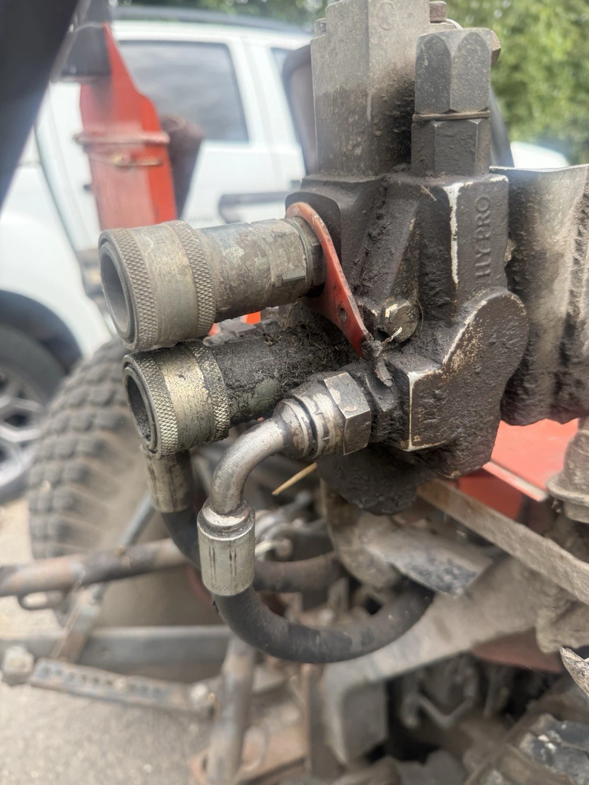 £3000+VAT Kubota B2710 Compact Tractor Diesel Trade Sale Starts And Works Ruff - Image 8